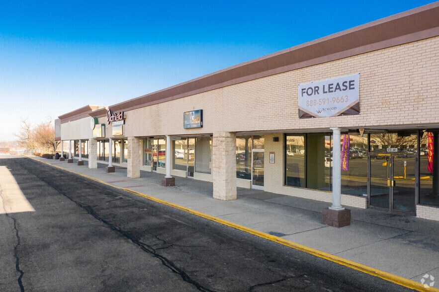 More Photos Of 1301 Winchester Rd, Lexington Unknown For Lease