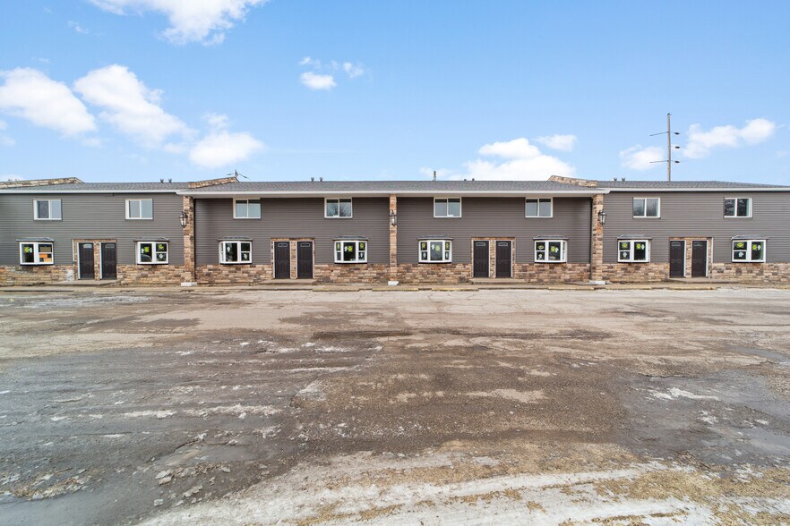 Primary Photo Of 3960 W Erie Ave, Lorain Apartments For Sale