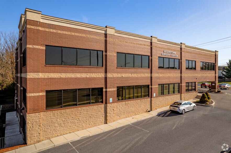 More Photos Of 11236 Robinwood Dr, Hagerstown Medical For Sale