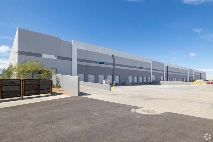 More Photos Of NWC N 7th Ave & W Rose Garden Ln, Phoenix Unknown For Lease