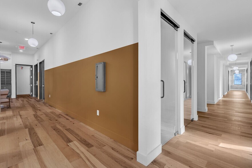 More Photos Of 915 Bridge St, Winston-Salem Office For Lease