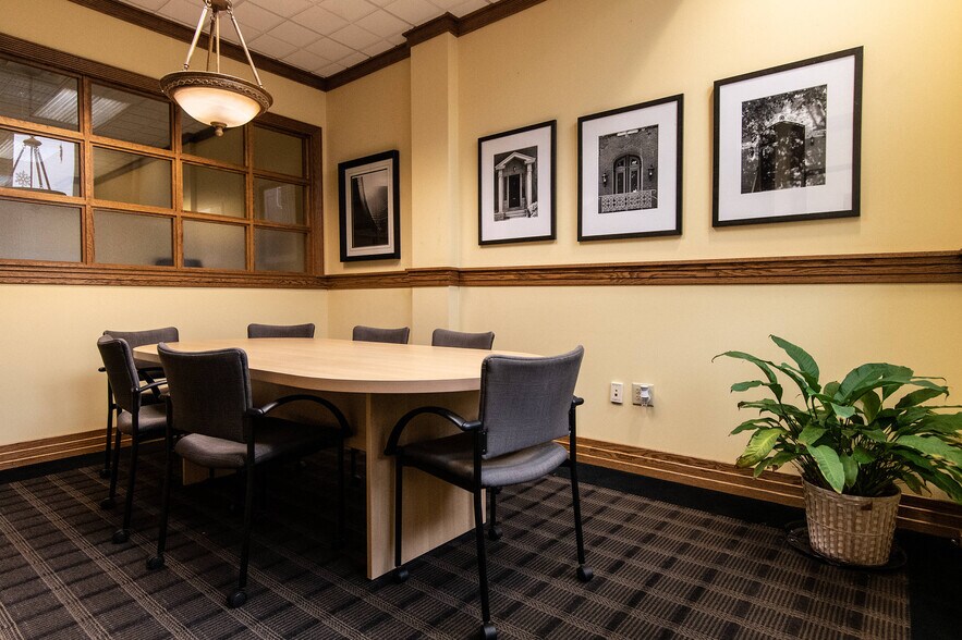 More Photos Of 427 Delaware, Buffalo Office For Sale