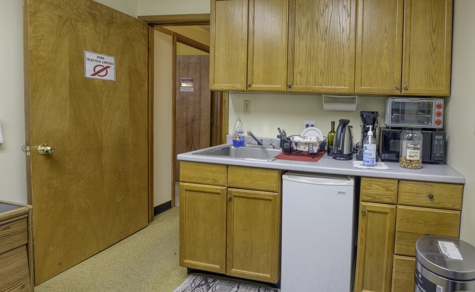 More Photos Of 2130 Highway 35, Sea Girt Medical For Sale