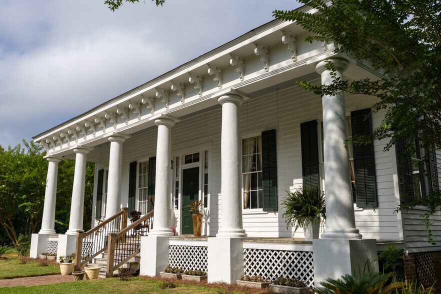 More Photos Of 9712 US Highway 31, Hope Hull Land For Sale