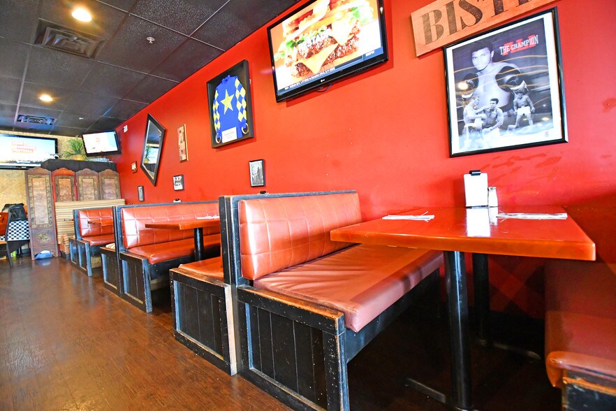 More Photos Of 5905-6055 Timber Ridge Dr, Prospect Unknown For Lease