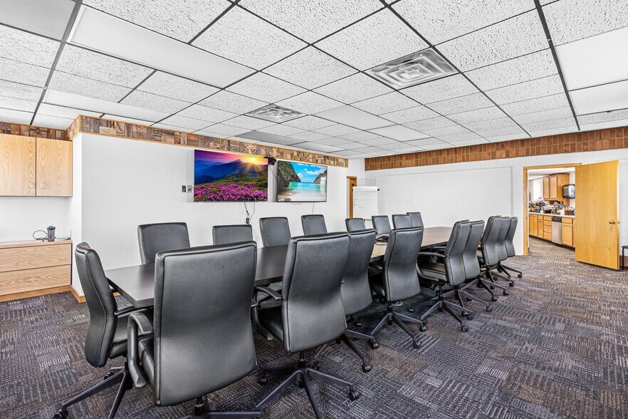 More Photos Of 1414 W 4th St, Pueblo Office For Sale