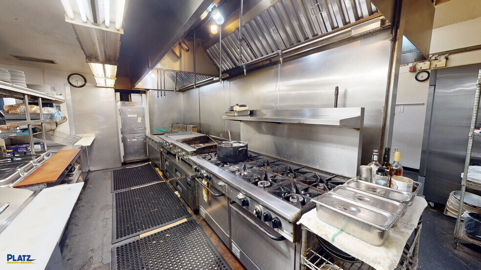 More Photos Of 3636 Canfield Rd, Cornersburg Restaurant For Sale