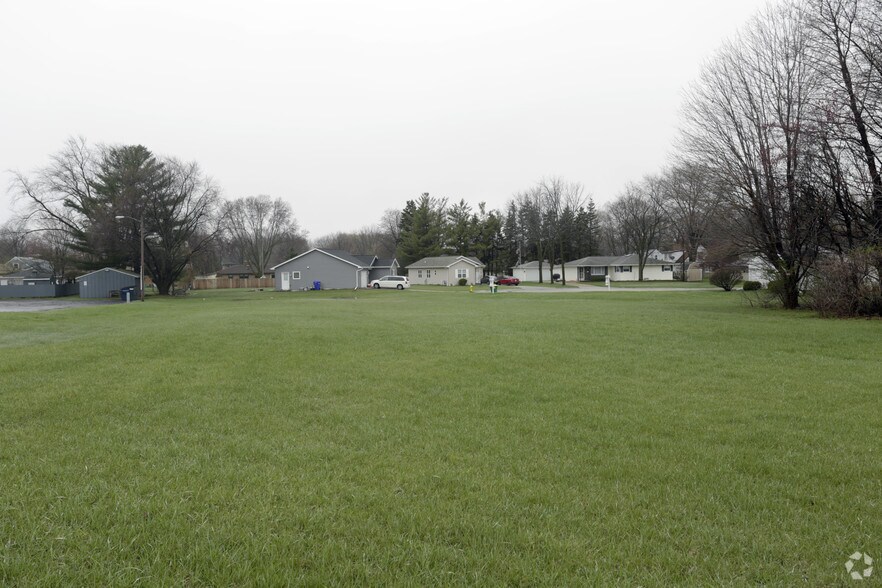 Primary Photo Of 1748 Main St, Green Bay Land For Sale