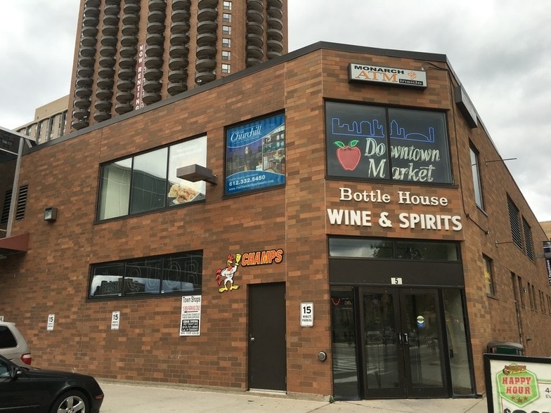 Primary Photo Of 150 S 2nd Ave, Minneapolis Parking Garage For Lease