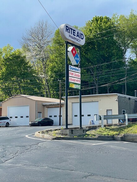 More Photos Of 120 Laurel Plz, Pittston Unknown For Lease