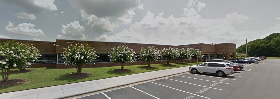 More Photos Of 1451 Thomas Langston Rd, Winterville Coworking Space