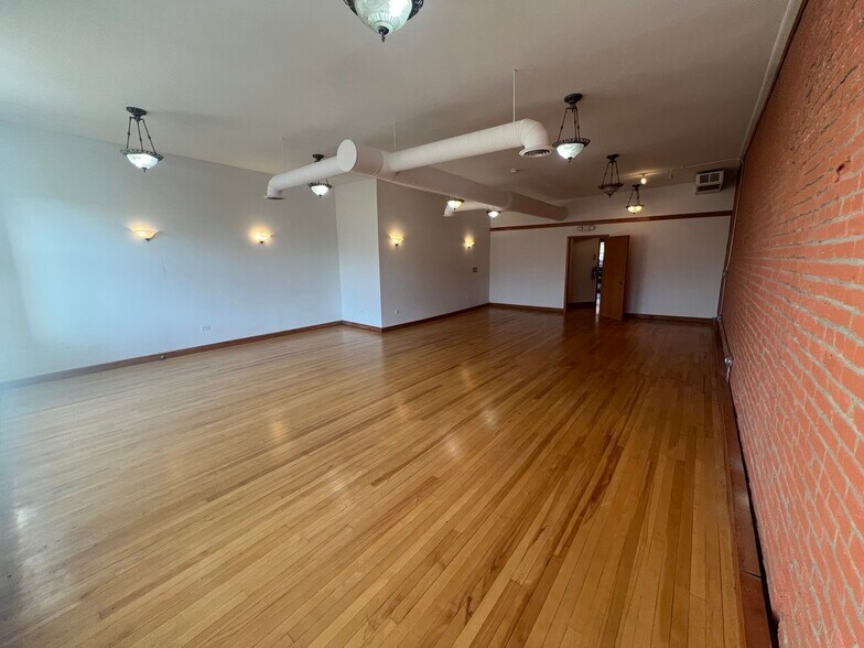 More Photos Of 60 S Broadway, Aurora Storefront Retail Office For Lease