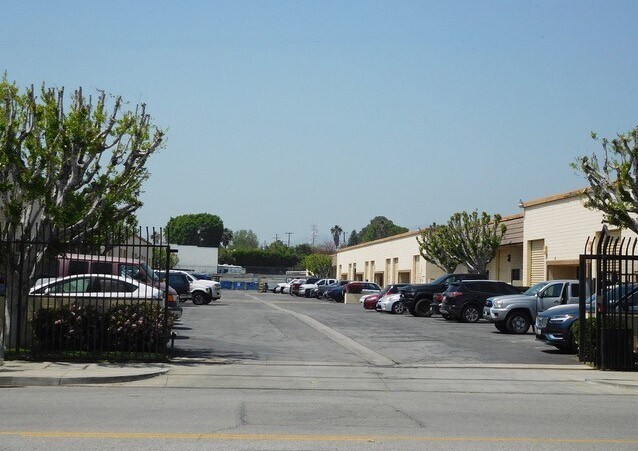 More Photos Of 12455 Branford St, Pacoima Warehouse For Sale