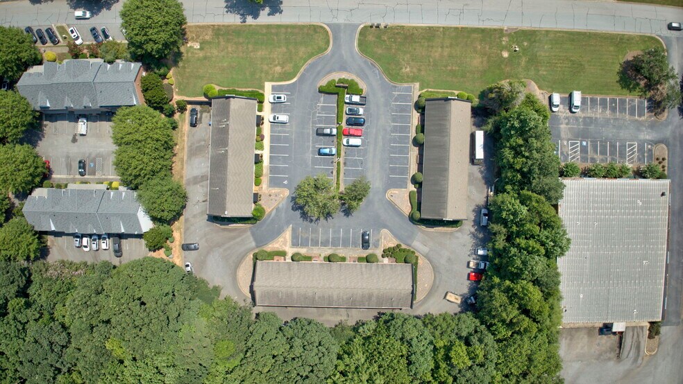 More Photos Of 188 Ben Burton Cir, Bogart Office For Sale