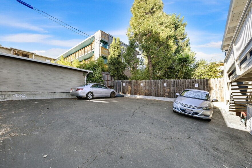 More Photos Of 4319 Piedmont Ave, Oakland Storefront Retail Office For Sale