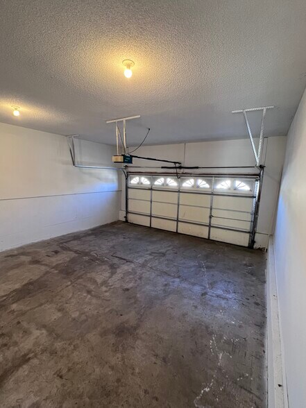 More Photos Of 3005-3033 S Shrank Cir, Independence Apartments For Sale