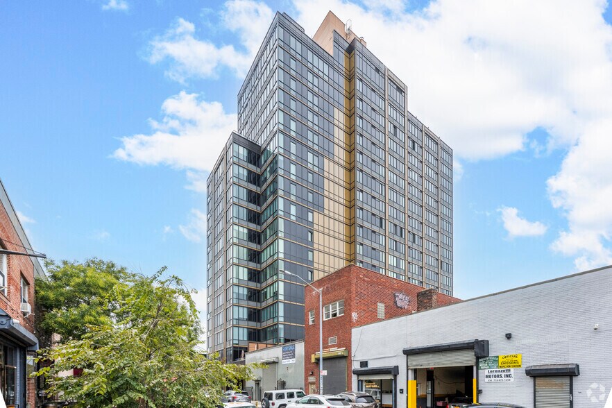More Photos Of 164 4th Ave, Brooklyn Apartments For Lease