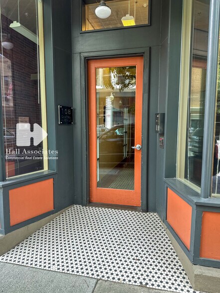 More Photos Of 108 Campbell Ave SW, Roanoke Loft Creative Space For Sale