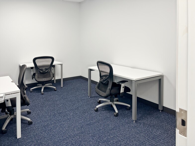 More Photos Of 41430 Grand River Ave, Novi Coworking Space