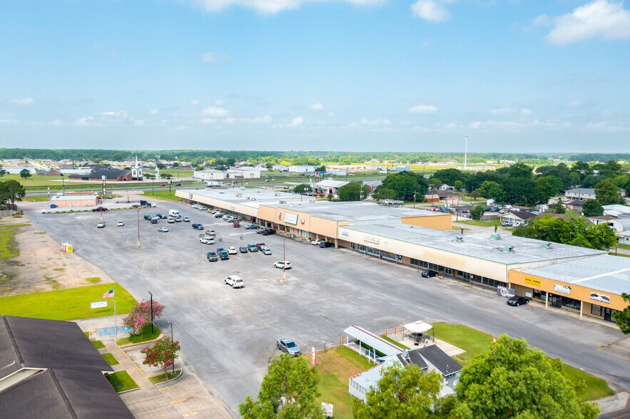 More Photos Of 500 US 90, Patterson Supermarket For Lease