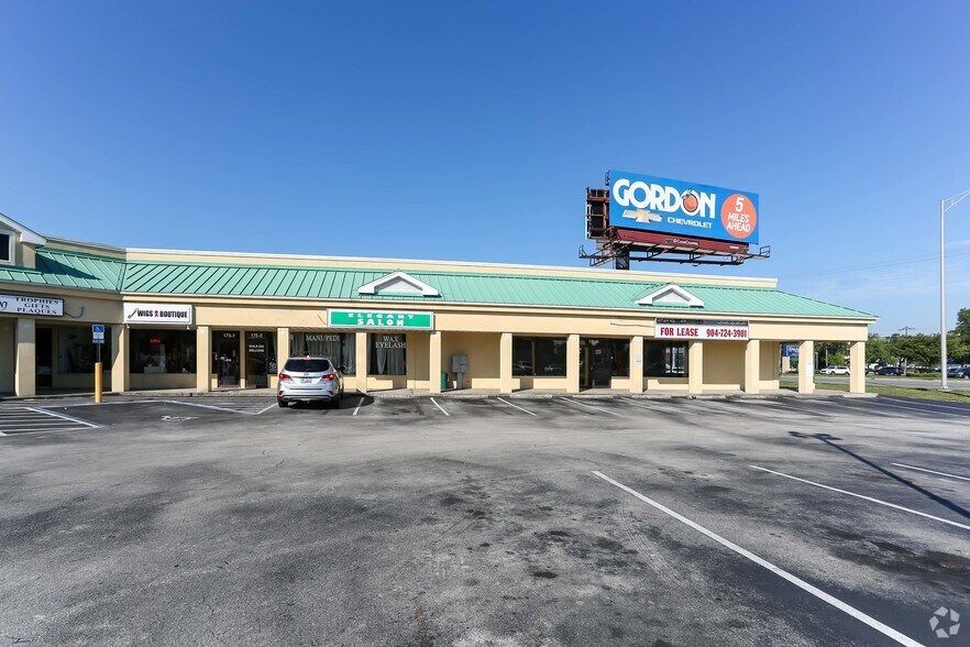 More Photos Of 175 Blanding Blvd, Orange Park General Retail For Lease