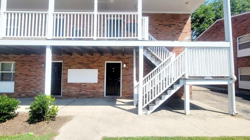 More Photos Of 1121 Stainback St, Petersburg Apartments For Sale