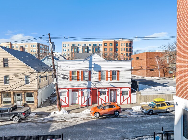 Primary Photo Of 7 Felton St, Waltham Apartments For Sale