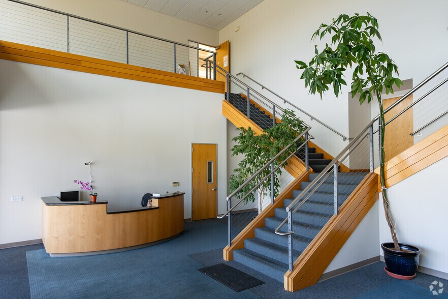 More Photos Of 3925 Cypress Dr, Petaluma Light Distribution For Lease