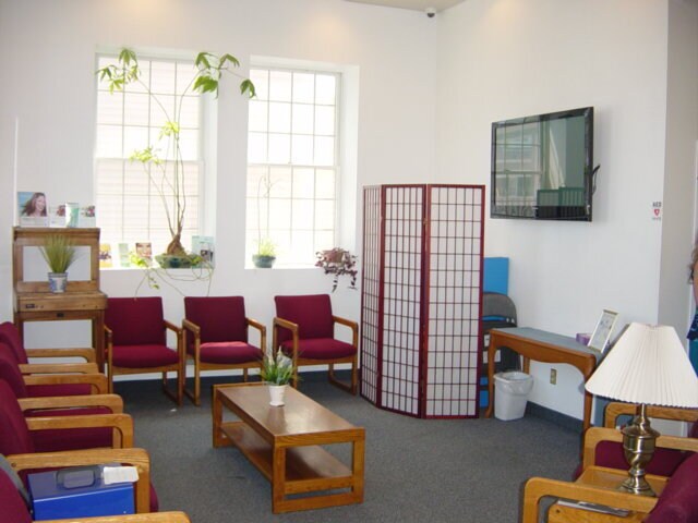 More Photos Of 151 W Washington Ave, Washington Office For Lease