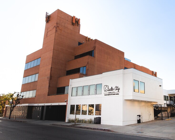 Primary Photo Of 4717 Laurel Canyon Blvd, Studio City Office For Sale