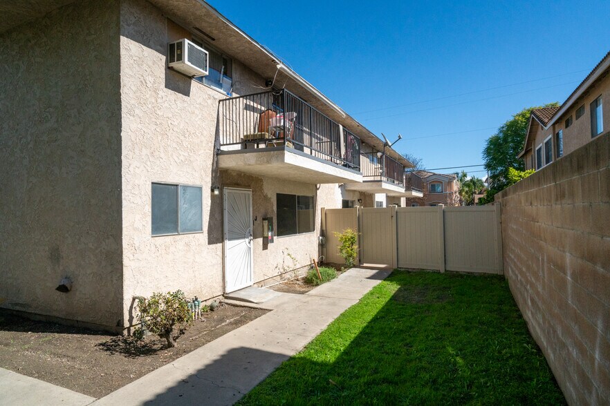 More Photos Of 5791 Kingman Ave, Buena Park Apartments For Sale