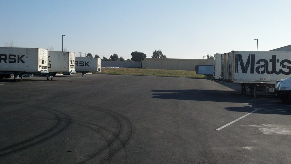 More Photos Of 1093-1099 Essex Ave, Richmond Manufacturing For Lease