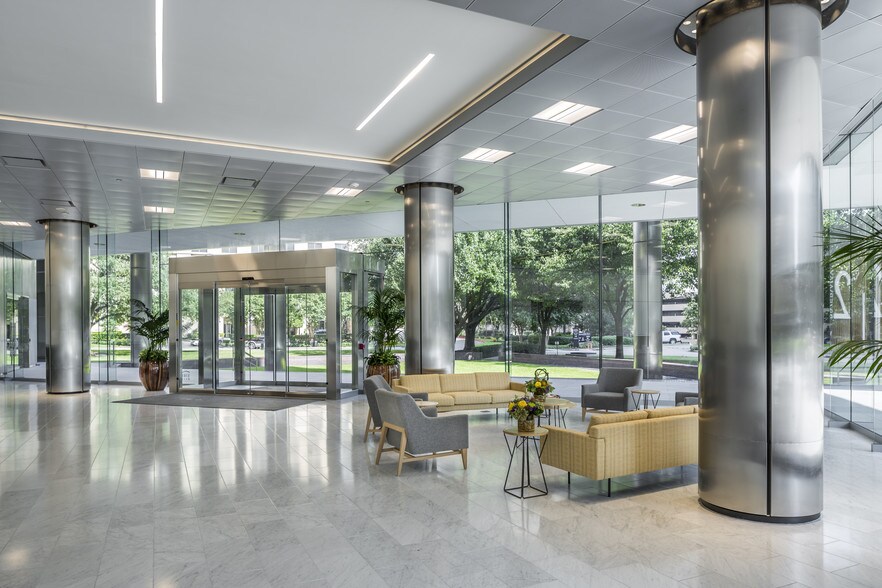 More Photos Of 2 RIVERWAY, Houston Office For Lease