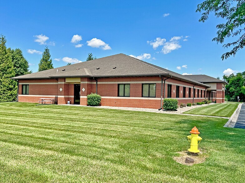 More Photos Of 620 Pierce Blvd, O'Fallon Office For Lease