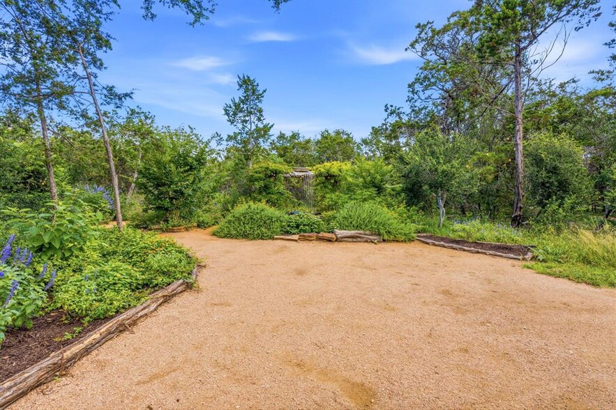 More Photos Of 1770 Elder Hill rd, Driftwood Specialty For Sale