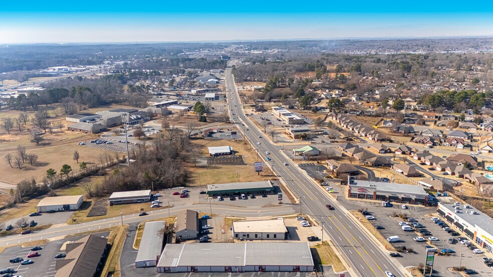 More Photos Of 5206 Highway 5 N, Bryant Office For Sale