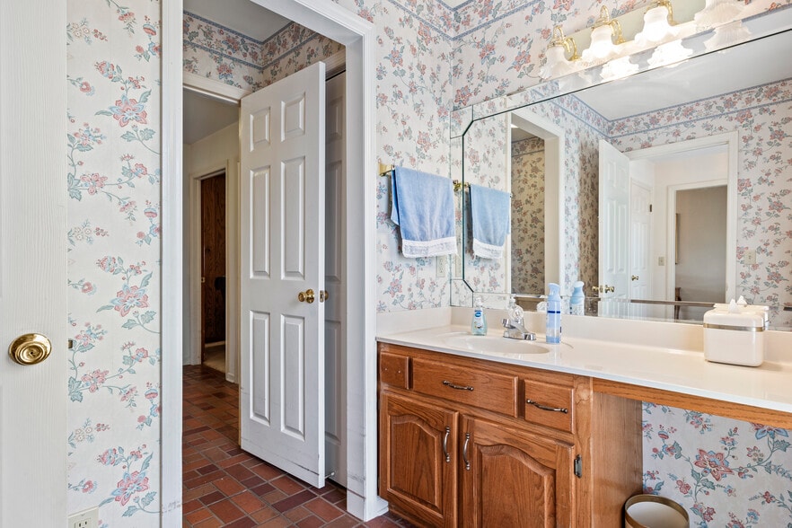 More Photos Of 1313 Irvin Ave SW, Live Oak Apartments For Sale