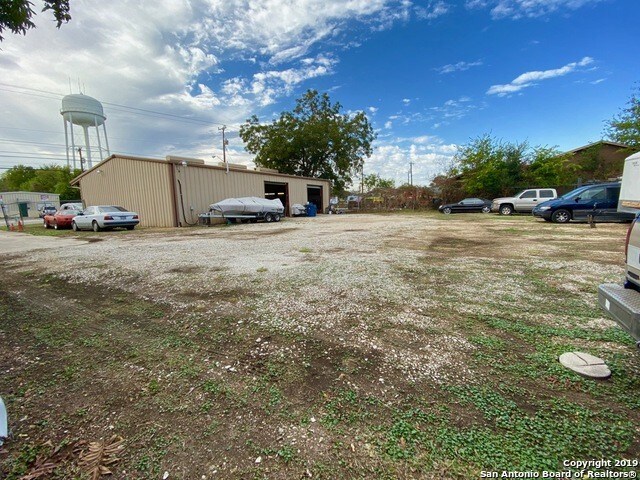 More Photos Of 5447 Seguin Rd, Kirby Auto Repair For Sale