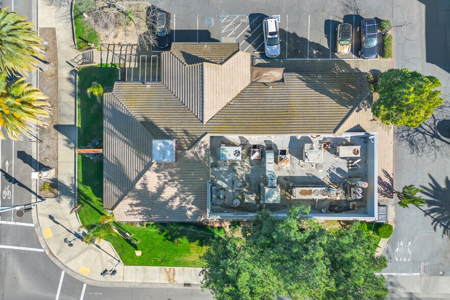 More Photos Of 6400 Fair Oaks Blvd, Carmichael Restaurant For Sale