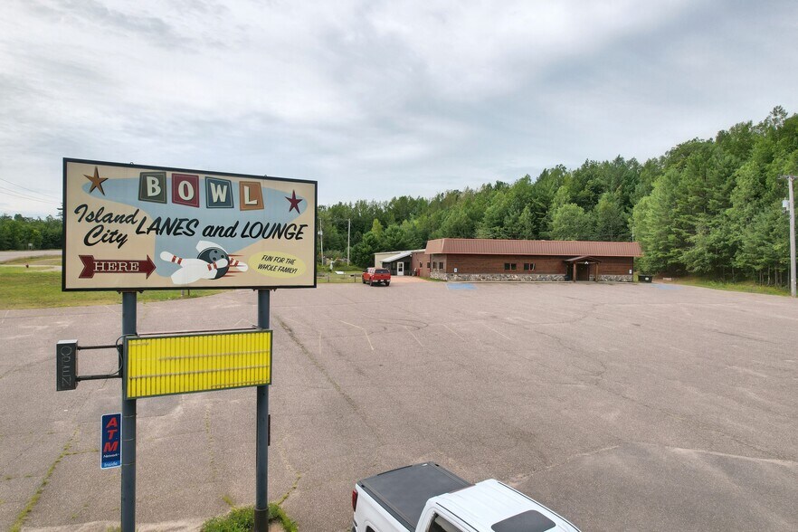 More Photos Of 8085 Highway 51, Minocqua Sports And Entertainment For Sale