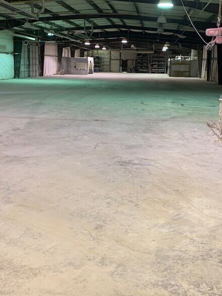 More Photos Of 12445 Grey Commercial Rd, Midland Warehouse For Sale