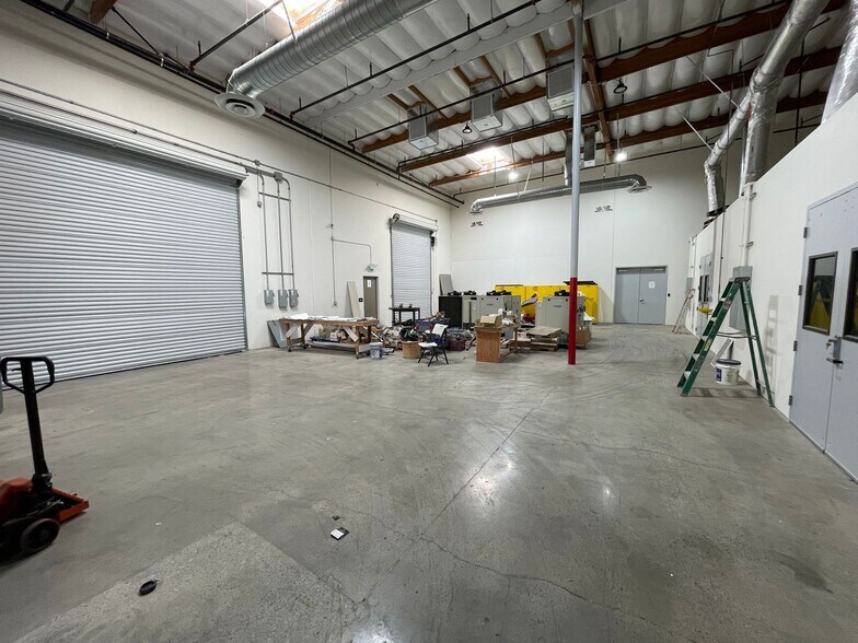 More Photos Of 9870 Marconi Dr, San Diego Manufacturing For Lease