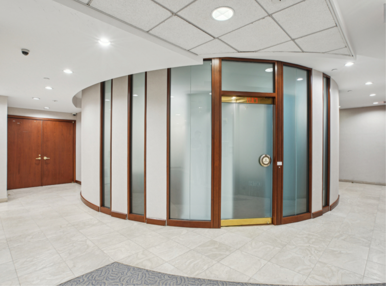More Photos Of 55 E 59th St, New York Office For Sale