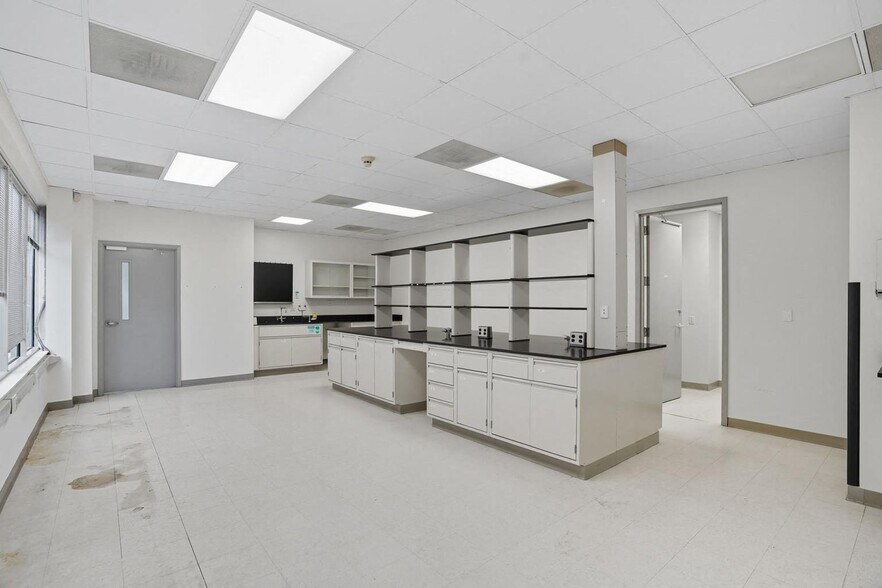 More Photos Of 4233 Technology Dr, Durham Research And Development For Lease