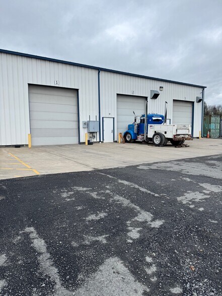 More Photos Of 345 Estep Rd, Stephens City Service For Sale