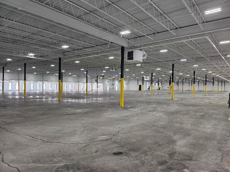 More Photos Of 13310 Industrial Park Blvd, Plymouth Manufacturing For Sale