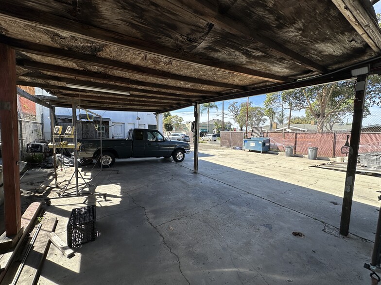 More Photos Of 1429 W 5th St, Santa Ana Auto Repair For Sale
