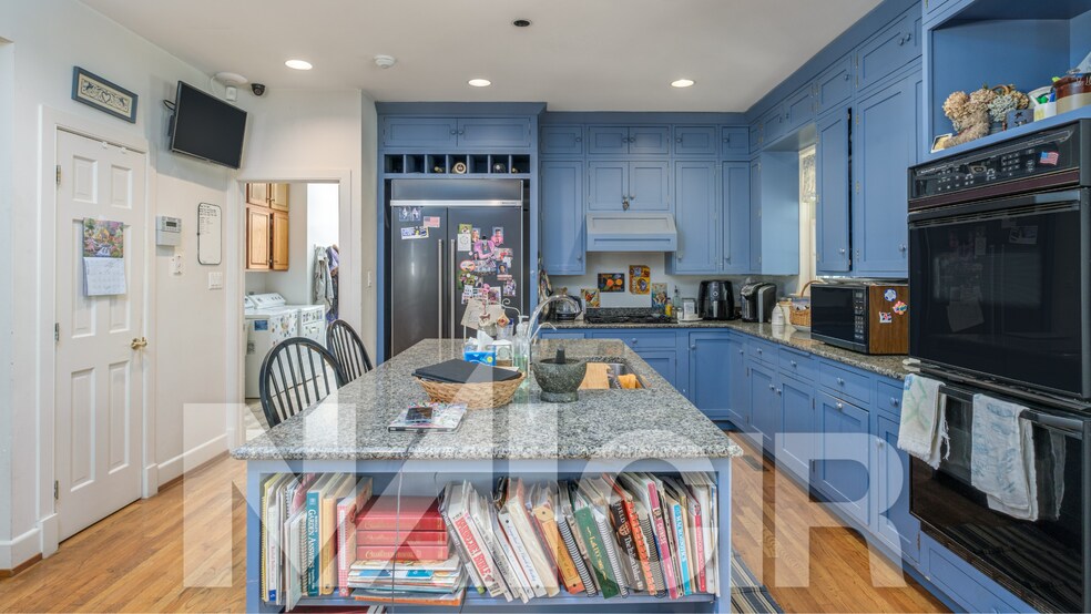 More Photos Of 5790 Devonshire Rd, Harrisburg Specialty For Sale