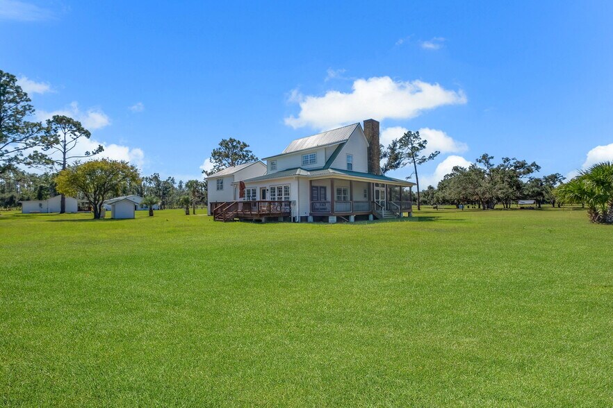 More Photos Of 4004 Golf Course Rd, Perry Lodge Meeting Hall For Sale