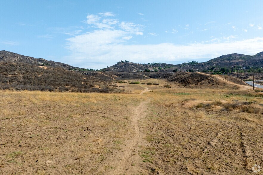 More Photos Of 10127 Heacock St, Moreno Valley Land For Sale